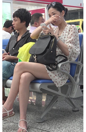 长腿花裙