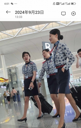 4K视频东航空姐青花瓷超薄浅咖si气质经典
