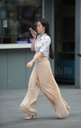 街拍2018 时尚搭配 合集 0704 04-12P