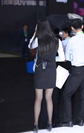 制服美腿黑丝美眉