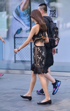 蕾丝纱裙性感美女-10P