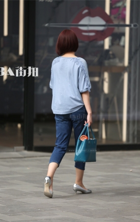 高跟牛仔美妇-11P