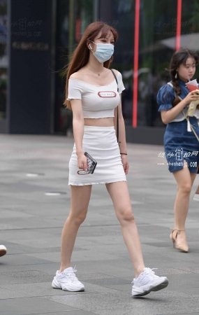 2079-10+41/挺沉重的 3P