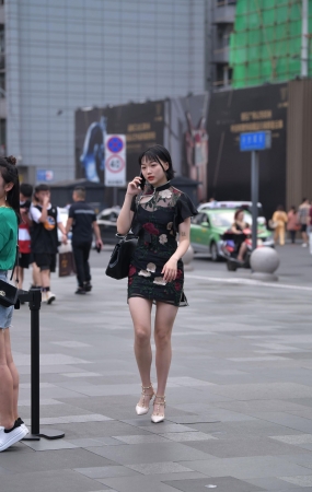 复古美腿美女