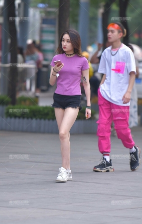 性感热裤美女