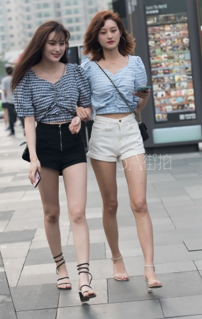878-1闺蜜出行-9P