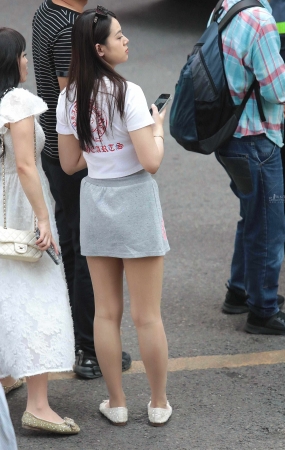 街拍肉丝少妇