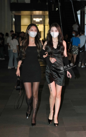黑裙黑丝小姐姐 21-09-06-116P