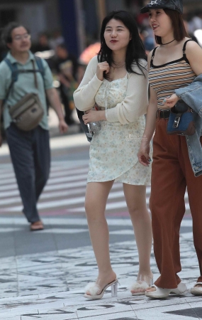 肉丝街拍少妇-14P