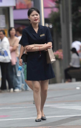 街拍高跟职业装