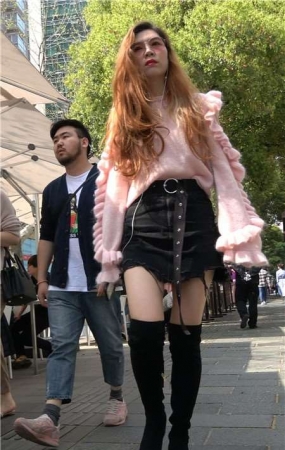 4k-超性感粉衣极品街拍女神美女 [1.32 GB]