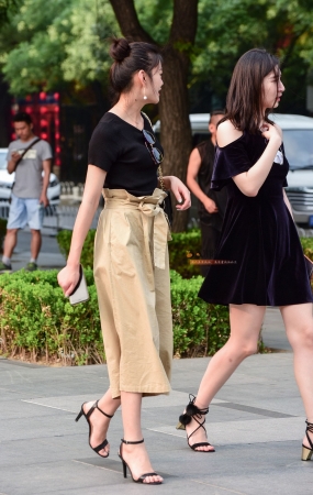 时尚性感美女-13P