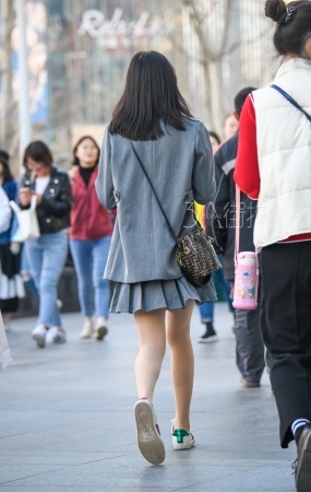 小西装肉丝小姐姐-13P