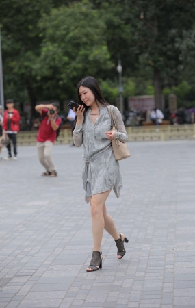 白皙美腿，性感美女