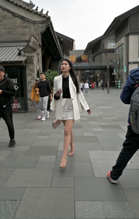 高跟肉丝美女