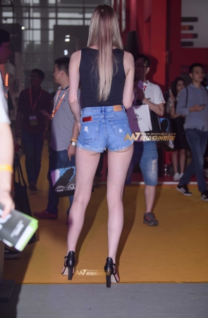 俄罗斯大长腿美女