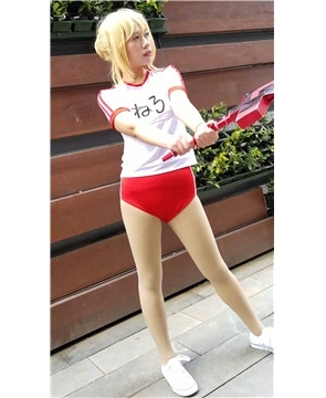 4K-红色短裤黄发cosplay的二次元青春少女