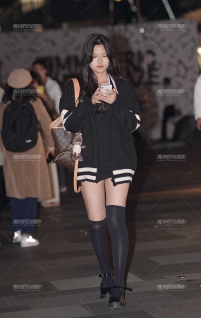 可爱女孩