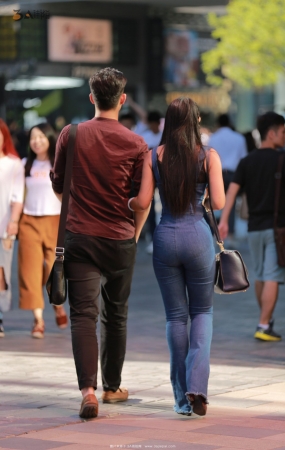 包臀牛仔背影-5P