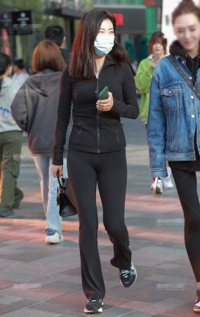 黑色瑜伽裤