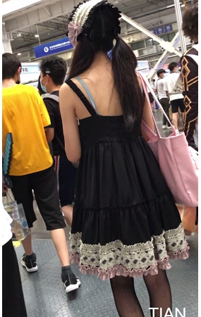 黑丝妹子