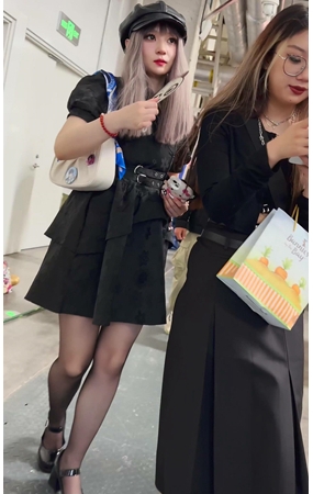 可爱的小美女