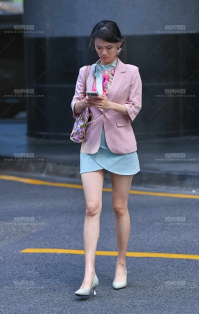 偶遇高跟鞋美女 2024-10-24-91
