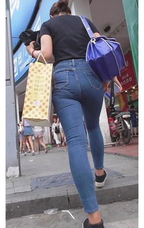蓝牛紧身小妹