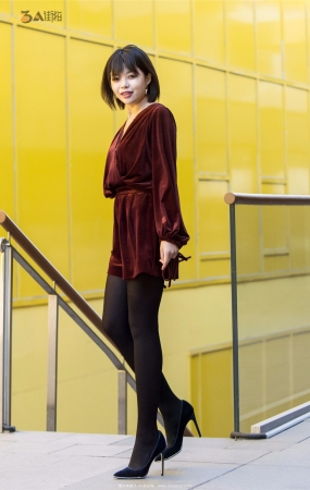 魔鬼身材靓丽美女-8P