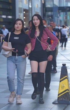 高挑美女