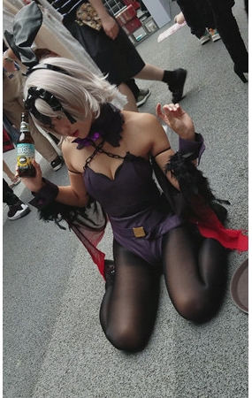 黑丝coplay小妹