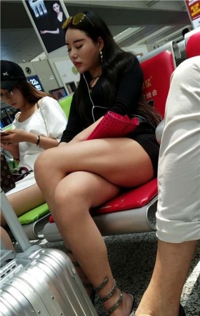 4k-超性感美腿黑色连衣裙女神