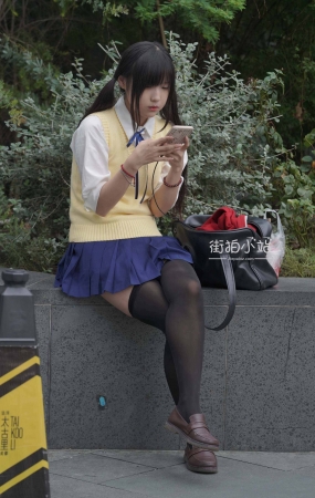 青春可爱美少女