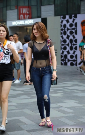 性感无暇的美女，好喜欢这肚脐3A1772[115M]