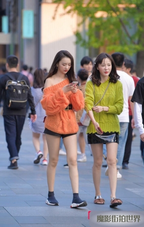 倆闺蜜，老规矩，选一个3A1356[535M]