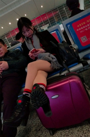 肉丝大长腿漂亮美颜小姐姐