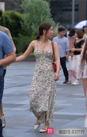 他，有一个丰满迷人的媳妇3A351[669M]