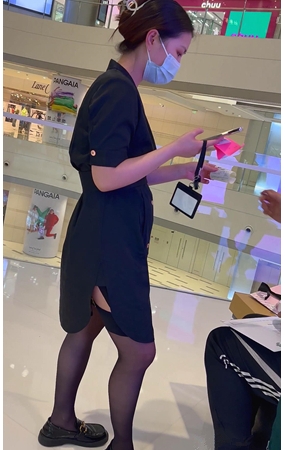 黑丝美女