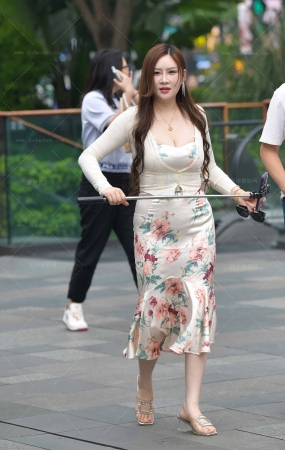 24517-3=77√人之初，性本善，丰腴的女人最好看 14P
