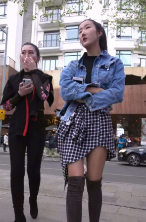 黑色透视装性感美女姐姐