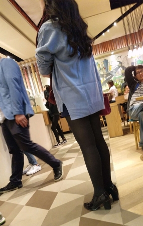 黑色丝袜高跟鞋美少妇诱人美腿