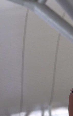 候车室里的极品美女