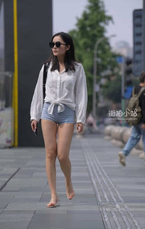 【5月摄影作品】热裤美女