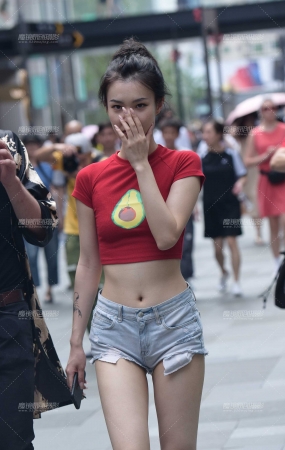 迷人的背影