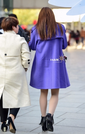 时尚风衣高跟美少妇-12P
