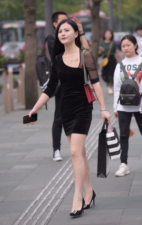 好长的美发