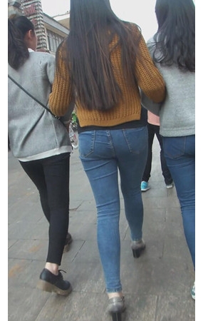 蓝牛紧身小妹
