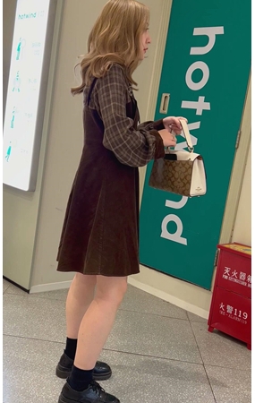 连衣裙小姐姐