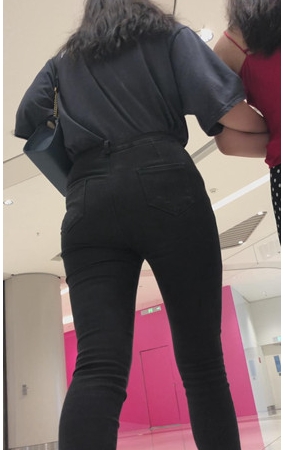 黑牛美女
