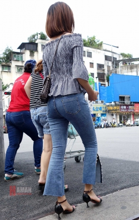 肉搏篇——喇叭蓝牛高跟